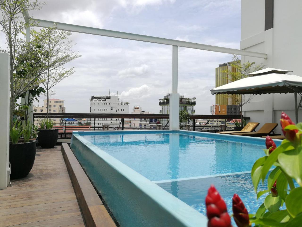 Monsoon Bassac Hotel Phnom Penh Luaran gambar